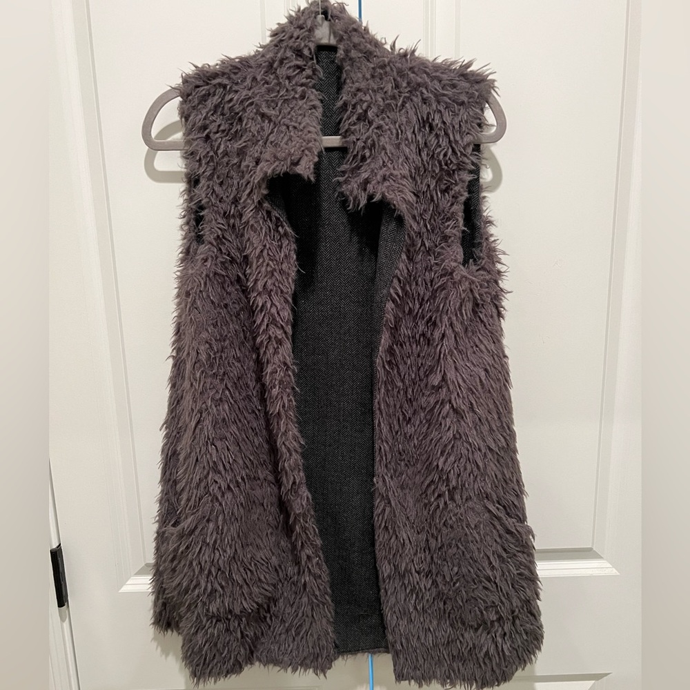 Reversible comfy Vest with Pockets